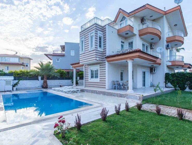 Villa Sura with swimming pool